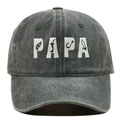 Ricamo dettagliato del logo PAPA con ami da pesca su cappellino in cotone lavato grigio scuro - Regolabile / Verde Militare