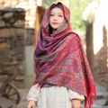 Scialle etnico rosso e viola con motivo paisley in finta cashmere e frange - 200cm / Paisley di Palazzo-Rosso Porpora