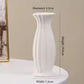 Minimalist white ceramic flower vase with elegant vertical relief stripes and 19cm height - Solid White - Vertical Stripe (20cm)