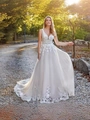 Elegant white lace V-neck wedding dress with long A-line tulle skirt and floral embroidery - US2 / White