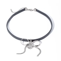 18K gold plated stainless steel bow choker with heart pendant in black leather finish - Silver Bowknot Heart Choker Style (JDNW2403031-S)