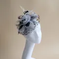 Fascinateur élégant en maille blanche avec pois noirs et plumes pour soirées et mariages - Noir et Blanc