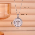Ciondolo a croce rotonda d'argento con bordo in zircone e catena regolabile - Stile Croce in Madreperla Tondo (Argento 2659)