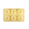 Beigefarbene 6-Loch Silikon-Donutform zum Backen von Kuchen und Gebäck - 6 Löcher / Gelb