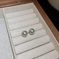 Minimalist silver needle stud earrings with round grey pearl in a wooden jewelry box - Grey (10mm)