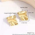 Gouden onregelmatige vierkante roestvrijstalen oorbellen met hamertextuur en coating - Gekreukelde Gehamerde Textuur EI08-6