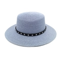 Détail du chapeau de paille bleu clair avec ruban noir et clous argentés - M (56-58cm) / Bleu ciel