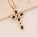 Collana a croce in oro 18K con zirconi neri e strass su base di pietra naturale - Nero
