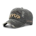 Détails de broderie 3D et effet usé vintage sur une casquette en coton délavé - Taille unique (réglable 56-60 cm) / Vert olive