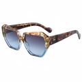 Gafas de sol geométricas grandes con montura floral multicolor y lentes degradadas azul - Montura Carey Azul Lente Gris Azul