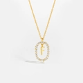 Detailed close-up of S925 silver letter F pendant with pavé zirconia in 18K gold finish - Letter F