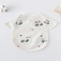 Wasserdichtes Baby-Lätzchen in Beige mit Blumenmuster und praktischer Auffangtasche - (superweicher) Schal – Cremeweißes Eichelgrün / Einheitsgröße