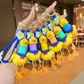 Creatieve intrekbare eend sleutelhanger met kleurrijke nek en gouden ring - Intrekbare Hoedeneend [Geel gemengde stijl]