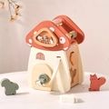 Casetta a fungo educativa in legno con forme da inserire e labirinto di perline - Fungo 5 in 1