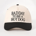 Berretto da baseball retrò bicolore beige e nero con ricamo BAD DAY TO BE A HOTDOG - Crema/Nero