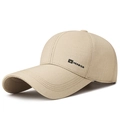 Beige Baseballkappe mit verlängerter Krempe und Heroism-Label für Sonnenschutz im Freien - Beige