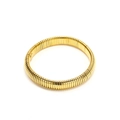 Brazalete elástico minimalista de acero inoxidable de 18K con diseño de textura segmentada - Dorado