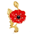 Dettaglio macro della spilla a papavero rosso con lega d'oro e accenti in strass - Stile AL-12