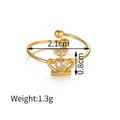 Goldener Kronenring mit herzförmigem Zirkonia und Kreuzdetail, Gewicht 1.3g, Größe 2.1cm - Großer Kronen-Stil (CX815-da)