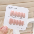 Katzenaugen Nude-Rosa Press-on-Nägel-Set mit 10 Schimmereffekten in Größe M auf Karte - XS / Nude Rosa Katzenauge (FM001-XS)