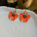Boucles d'oreilles fleurs vintage avec pétales orange, pierre verte et plaqué or - Tige en argent - Boucles d'oreilles fleur orange