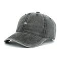 Casquette de baseball en coton délavé gris foncé avec logo R brodé sur le devant - Noir