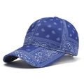 Gorra de béisbol hip hop con estampado paisley azul oscuro vista desde un ángulo de 45 grados - Talla Única (55-58cm ajustable) / Azul