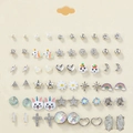Set di 30 paia di orecchini a lobo con fiocchi, fiori e stelle su carta beige - Serie Unicorno Da Sogno (FX808)