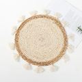 Decorazione da parete tonda in paglia intrecciata a mano stile boho con nappe di cotone - Diametro 30cm (comprese le nappe 38cm)