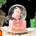 Palla di neve natalizia rosa con Babbo Natale e base dorata con Merry Christmas - Pentagramma di Natale (2061 Serie Rosa) / 8cm Musica + Luce
