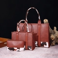 Set de tres bolsos de cuero PU marrón con detalles de textura de estampado de vaca - Juego de 4 Piezas Marrón