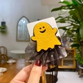 Fermaglio per capelli Halloween fantasma in feltro giallo con tulle e stelle dorate - Fantasma