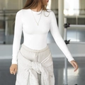 Slim fit white ribbed crew neck long sleeve T-shirt for women in Y2K style - White