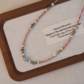 Collana vintage in acciaio inossidabile con perle di rodocrosite rosa e sole - Stile Perline Miste Rosa e Blu