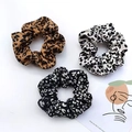Lot de trois chouchous à motif léopard en couleurs marron, blanc et noir - Ensemble de 3 Pièces (Léopard Café + Léopard Blanc + Léopard Noir)