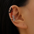 Set di ear cuff gotici ad ala di pipistrello neri e argento per orecchie senza buco - Mix Clip per Orecchio Pipistrello / Mix Nero Argento