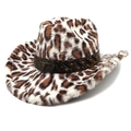 Chapeau de cowboy en peluche léopard avec lanière en cuir et boucle de tête de taureau - M (56-58cm) / Dessus Plat Beige