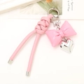 Porte-clés en cuir rose avec nœud et pendentif cœur pour sacs et accessoires - Porte-clés Nœud Cœur en Cuir (Rose) / Rose