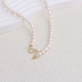 Vintage small freshwater pearl necklace with golden OT buckle and sparkling rhinestones - Toggle Clasp Style / White