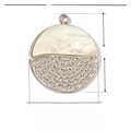 Polished stainless steel and shell circular pendant featuring hammered texture design - VG069/Silver Round Shell