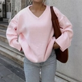 Women casual pink V-neck knitted sweater in soft material and relaxed style - S / Pink