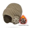Winter gebreide muts in kaki met dikke fleecevoering en decoratief sneeuwvlokpatroon - Khaki