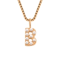 Collar con colgante letra B en oro rosa con perlas blancas y cadena tipo box - B-Oro Rosa