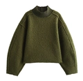 Detailtextuur van legergroene sherpa fleece sweatshirt met geribbelde opstaande kraag - S / Groen