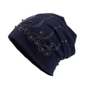 Gorro beanie azul marino con tachuelas plateadas y diseño de capas en mezcla de algodón - Ajustable (54-60cm) / Azul marino
