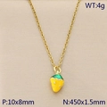 Collier doré avec pendentif fraise jaune et verte sur texture de tissu beige - Style Fraise Jaune (KN292081-Z)