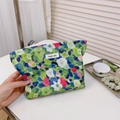 Trousse de toilette en coton floral avec motifs verts et étiquette simple wish - Petite Fleur Verte Bleue Rose Blanche