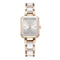 Detalle de reloj cuadrado de oro rosa con eslabones de cerámica blanca y diamantes - Eslabón de Cerámica Blanca Oro Rosa / Blanco