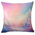 Housse de coussin de Noël avec imprimé forêt enneigée féerique aux tons rose et violet - 45x45cm (Sans Insert) / Forêt Enneigée Calme (CDR351-23)