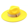 Detail of yellow wool fedora featuring champagne ribbon and golden bee metal emblem - M (56-58cm) / Yellow
